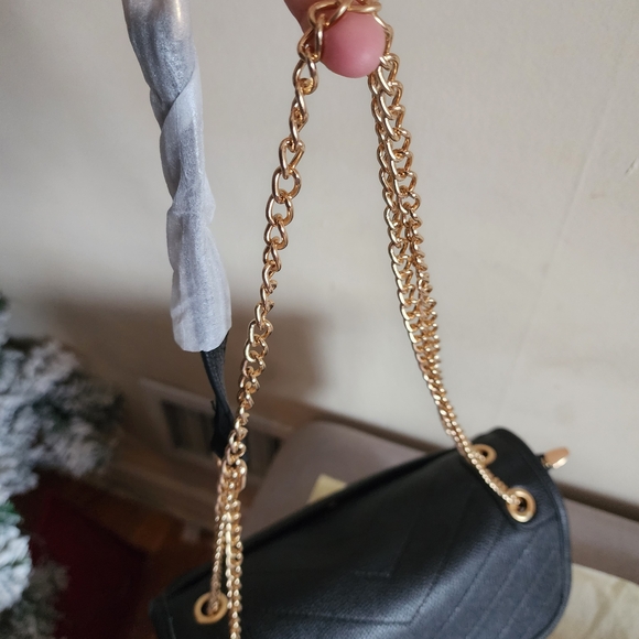 Designer Look NWT 2 PC. Black VEGAN Leather Chain Shoulder Bag with WALLET - Picture 5 of 12